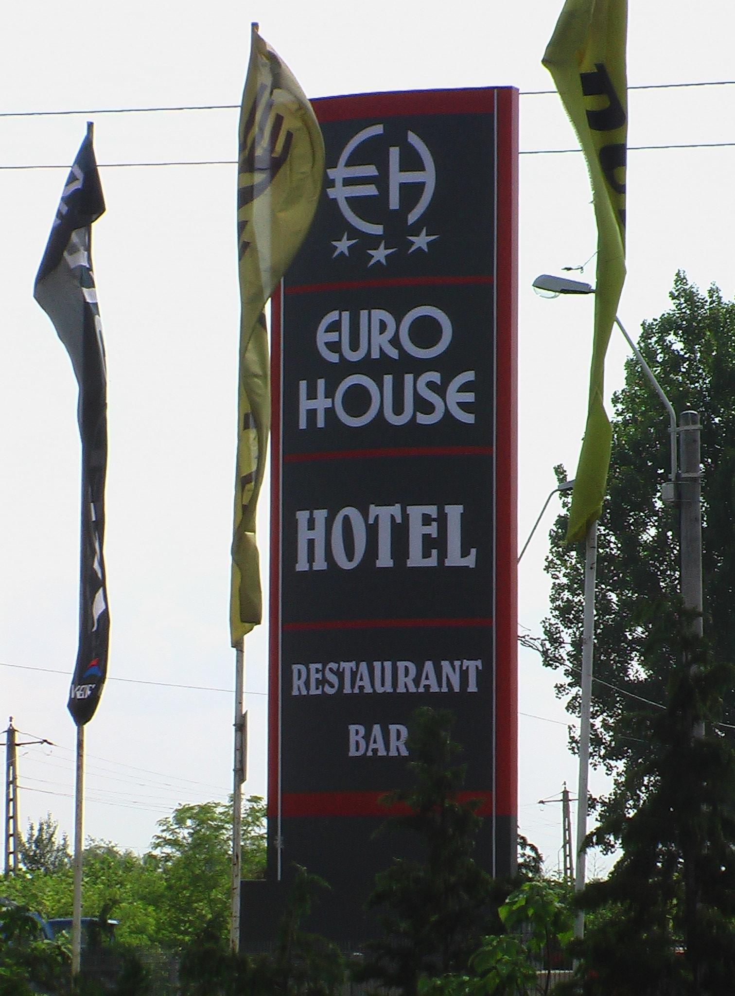 Euro House Hotel Baia Mare Buitenkant foto